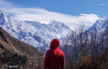 Верховний суд Непалу зобовʼязав уряд обмежити кількість сходжень на Еверест