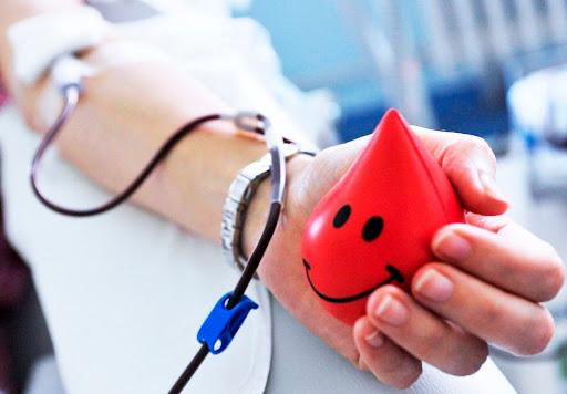 Эксперт назвала самые «смешные» мифы и фейки о донорстве крови в Украине