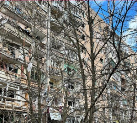 Російські окупанти обстріляли багатоповерхівки у Краматорську, є загиблі