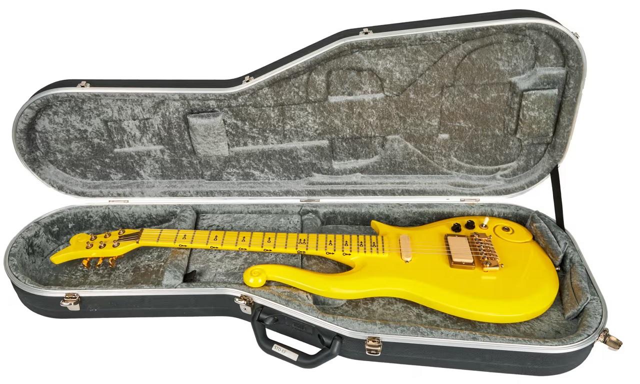 Гітару, яка належала співаку Прінсу, можуть продати на аукціоні за $600 тисяч