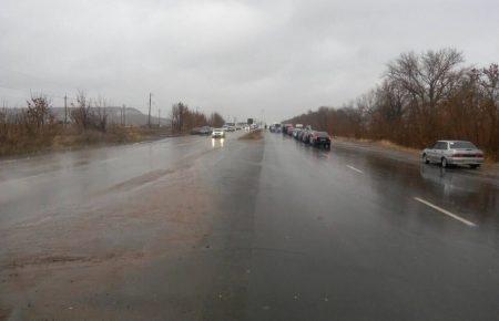 Активістам-спостерігачам на КПВВ «Зайцеве» порізали ножем намет