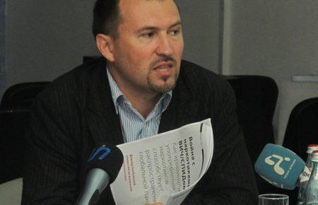 База данных наркозависимых — то же, что и реестр всех рожениц, — Скала