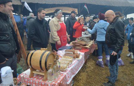 Г. Москаль захистив публічний забій свиней на Закарпатському фестивалі