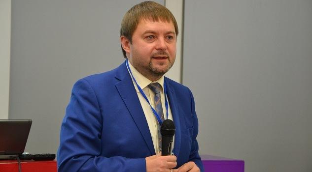 Суд визнав невинним спійманого на хабарі в 622 тис. грн. чиновника — міністр