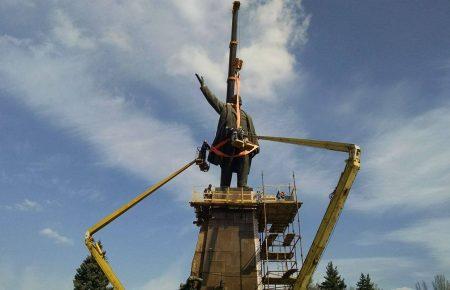 У Запоріжжі демонтують найбільший в Україні пам’ятник Леніну