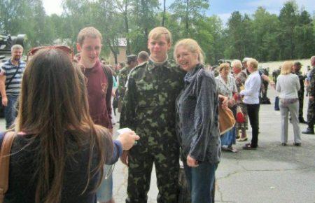 Two Oaths A Year Apart. Marta Dyczok from Odessa Region on a soldier’s wedding