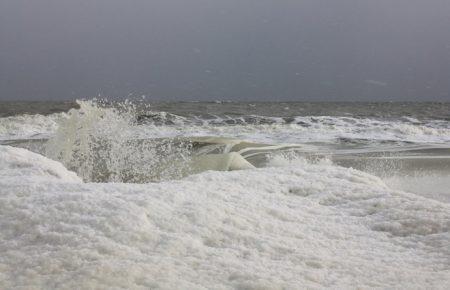 Замерзання Азовського моря сильно ускладнить морські перевезення до Криму — експерт