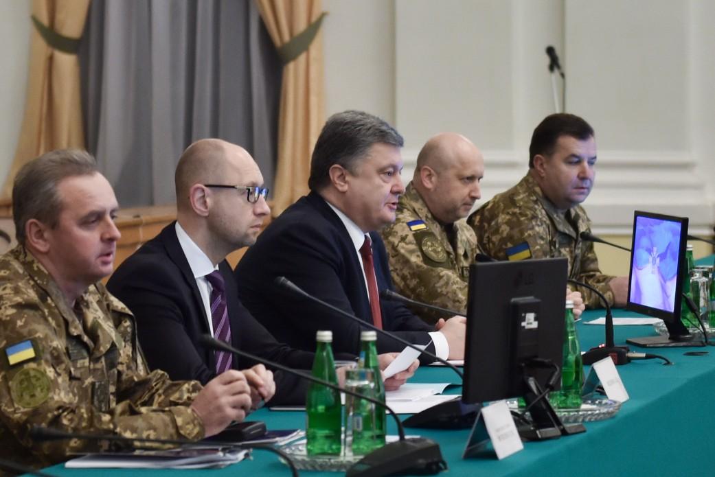 Якщо ворог перейде до наступу, нам є чим його зупинити, — Президент