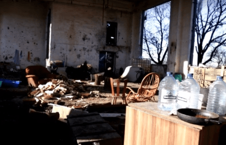 «Их позиции — в 300 м. Даже ночами слышно, как кричат» — боєць в Пісках