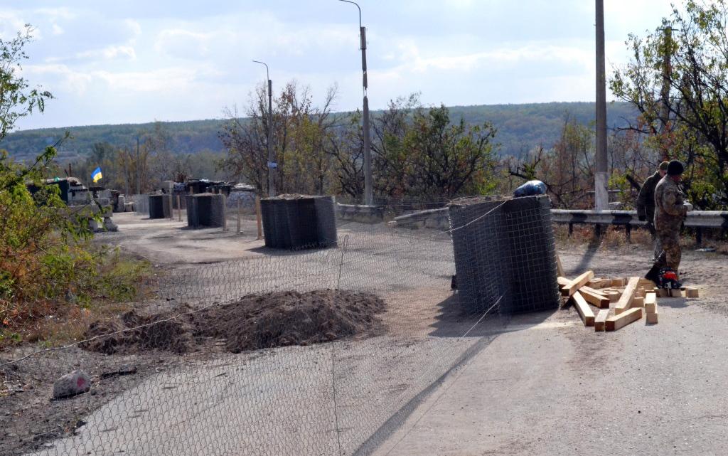 Між Станицею Луганською та Луганськом облаштовують пішохідний перехід