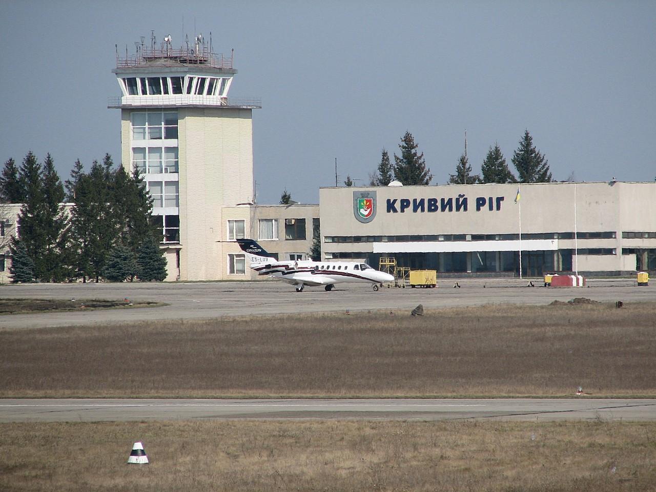 Виборців у Кривому Розі підкуповують компенсацією комуналки і чаєм — ОПОРА