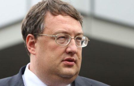 У Мукачевому з ПС їздила знімальна група каналу бойовиків NewsFront - Геращенко