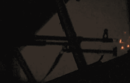 Появилось видео ночного боя в Авдеевской промзоне (ненормативная лексика)