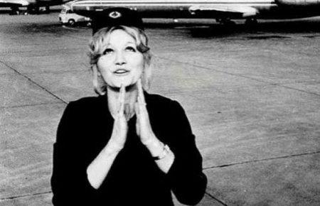 У 1972 році сербська стюардеса впала з висоти 10 160 метрів і вижила