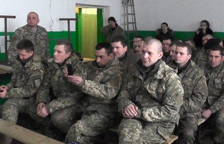 Солістка Берлінської опери приїхала в зону АТО з виступами для військових