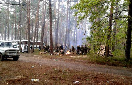 Проти бурштинокопачів українські силовики закріпили позиції в лісах Волині