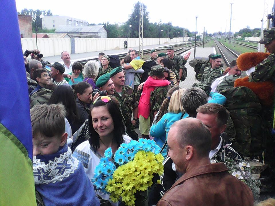 В Луцьку зустріли бійців, що повернулися з АТО