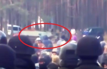 На Рівненщині на «озброєнні» бурштинокопачів виявили БТРи, — прокурор