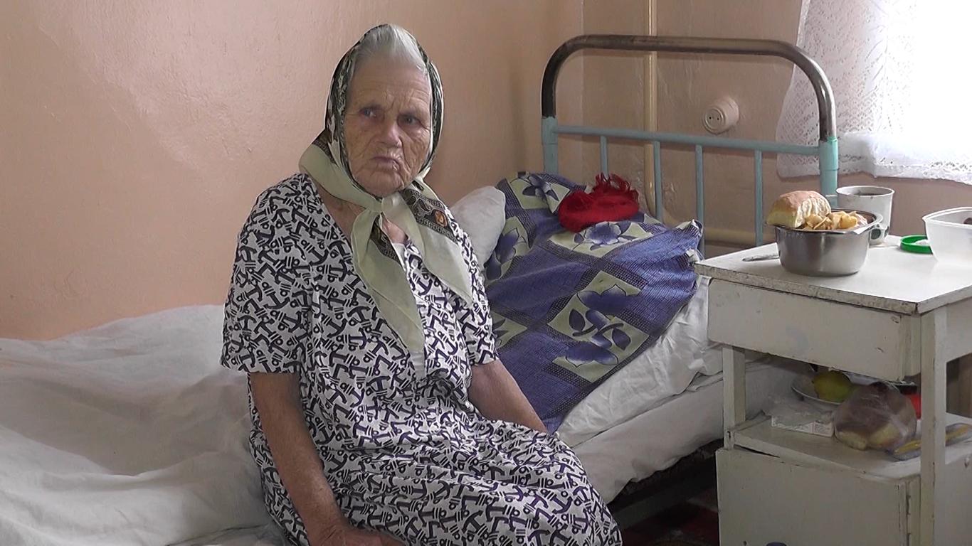 Благодійники передали 20 000 наборів продуктів соціальним закладам Донбасу