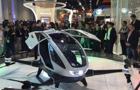 Китайці презентували у Лас-Вегасі перше безпілотне літаюче таксі