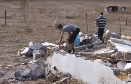 В Крыму «власть» продолжает сносить самострои крымских татар