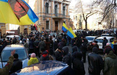 На митинге под АП требовали результатов расследования Иловайской операции