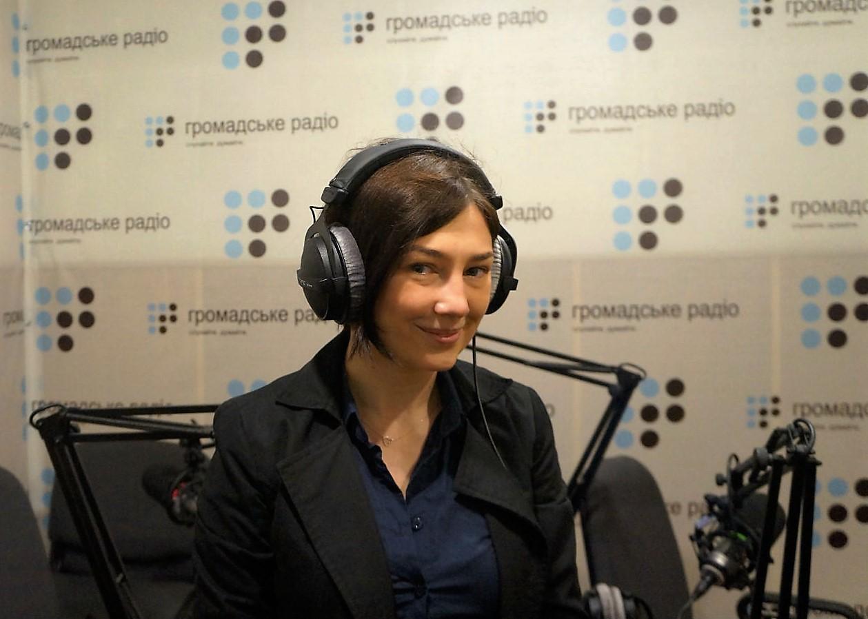 «Щасливі голі люди»: книжка про складні травматичні часи, — К. Бабкіна