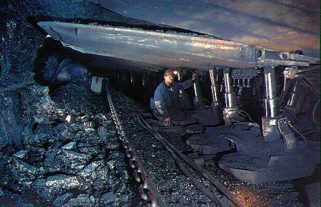 У незаконній «ЛНР» масово скорочують гірників, — Д. Снєгирьов