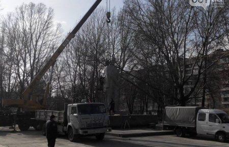 У Запоріжжі зносять пам'ятник Дзержинському