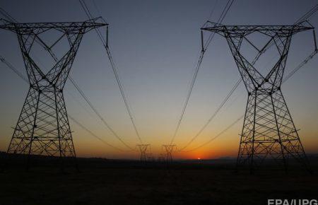 Станиця Луганська знеструмлена: 30 000 жителів залишились без світла