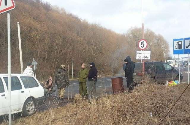 В об’їзд блокпостів у «ДНР» і «ЛНР» намагалися провезти їжу і цигарки — СБУ