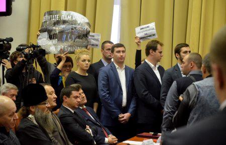 У Запоріжжі присяга новообраного мера пройшла під крики «Ганьба»
