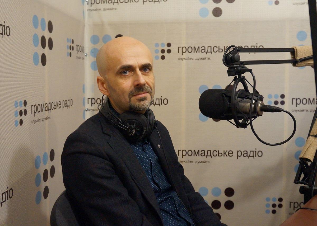 «Українці готові жертвувати тим, кому болить», — Олександр Бузюк
