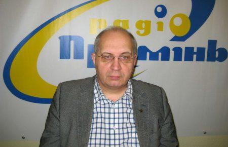 Децентралізація середньої освіти: об'єднання та скорочення