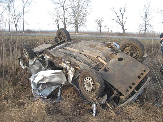 На Дніпропетровщині у ДТП розбився серійний викрадач автівок, — поліція