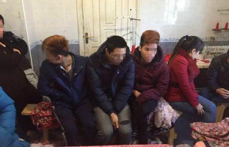 В Одесі викрили цех, де шили одяг від «світових брендів» для ринку «7 км»