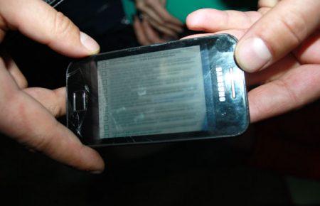 У Кременчуці фотографують заповнені бюлетені, у Миколаєві — знімають на камеру