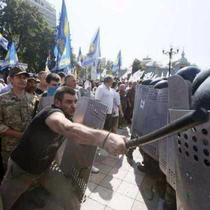 Суддя не з'явилася на апеляцію по справі затриманого під ВР журналіста Фурманюка