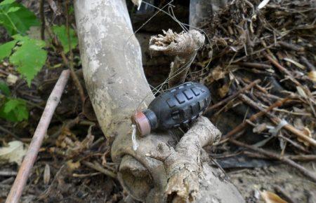 У тимчасово непідконтрольному Кіровську чоловік підірвався на розтяжці