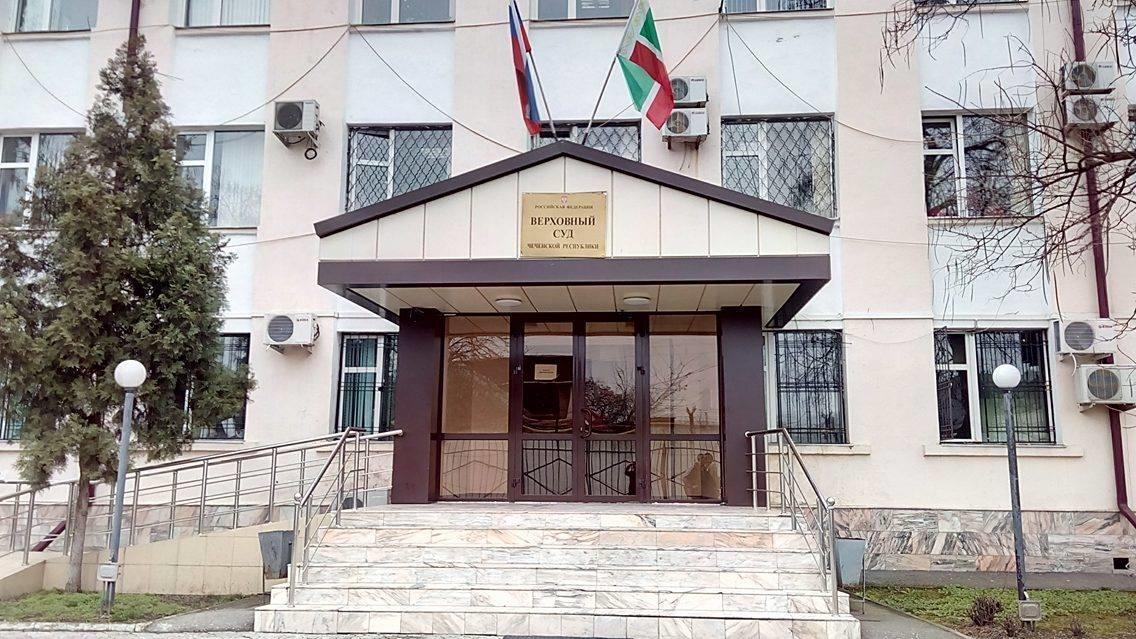 В Грозном перенесли заседание суда над Карпюком и Клыхом