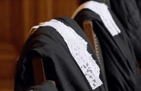 У Росії позбавили повноважень суддю, яка прийняла позов про відставку Путіна