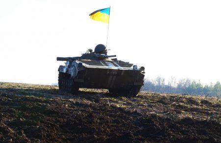 Машина з військовими підірвалась у Донецькій області