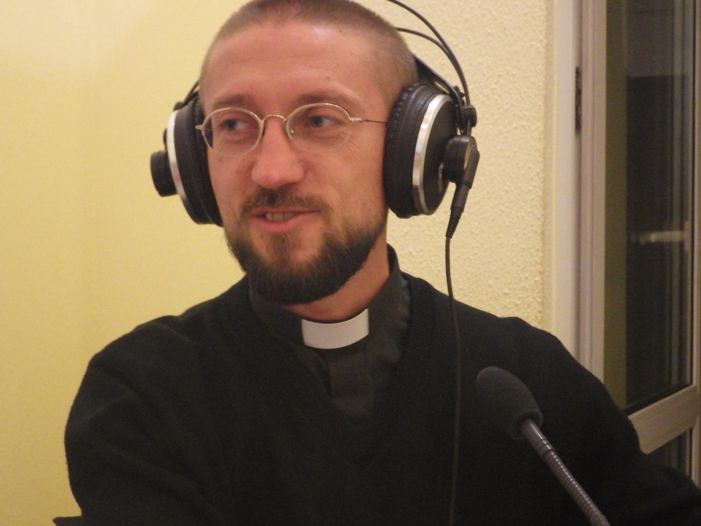 Капелан має прихилити небо для бійця — отець Андрій Зелінський