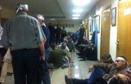 Мітингуючі шахтарі ночували на підлозі в міністерстві соцполітики