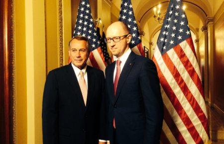 Білий Дім покликав Арсенія Яценюка до Вашингтона