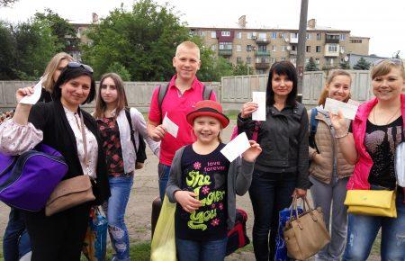 Діти з Авдіївки вирушили на культурно-психологічну реабілітацію до Німеччини