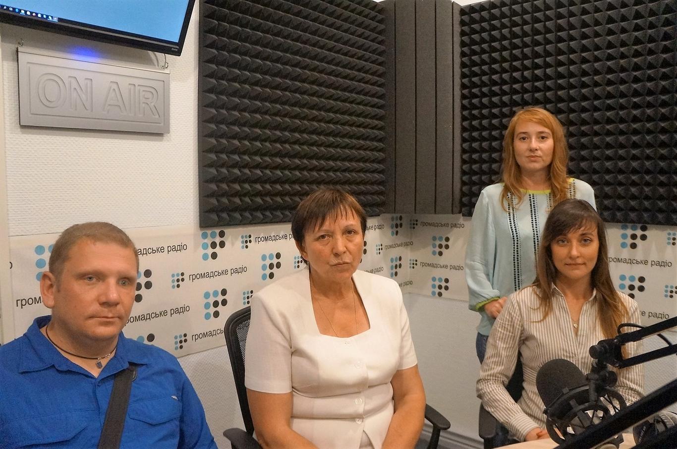 Захарченко, «Гиви» и «Мотороле» амнистии не будет, — мама «киборга»