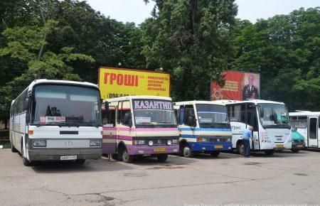 Перевізники Севастополя рахують збитки і погрожують «заморозити» рух