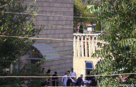 Вооруженная группировка, которая захватила ППС в Ереване, сдалась полиции