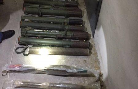 У «Дніпро-1» заявляють, що їх зброя законна, а фото ГПУ — маніпуляція